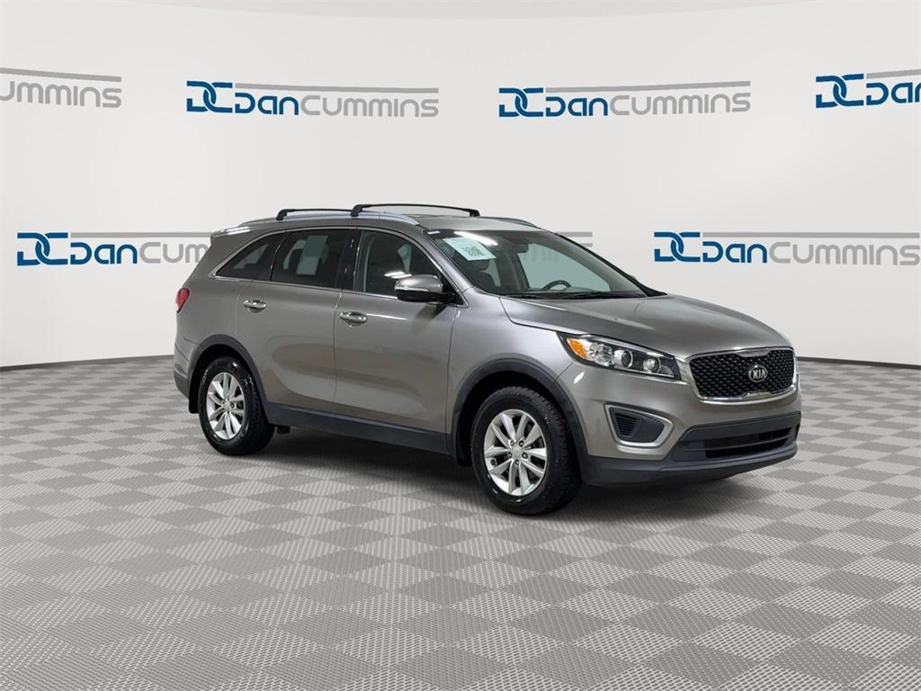 used 2016 Kia Sorento car, priced at $5,900