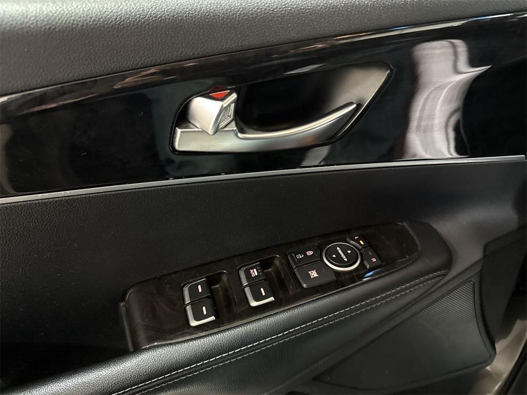 used 2016 Kia Sorento car, priced at $5,900