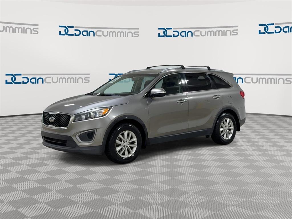 used 2016 Kia Sorento car, priced at $5,900
