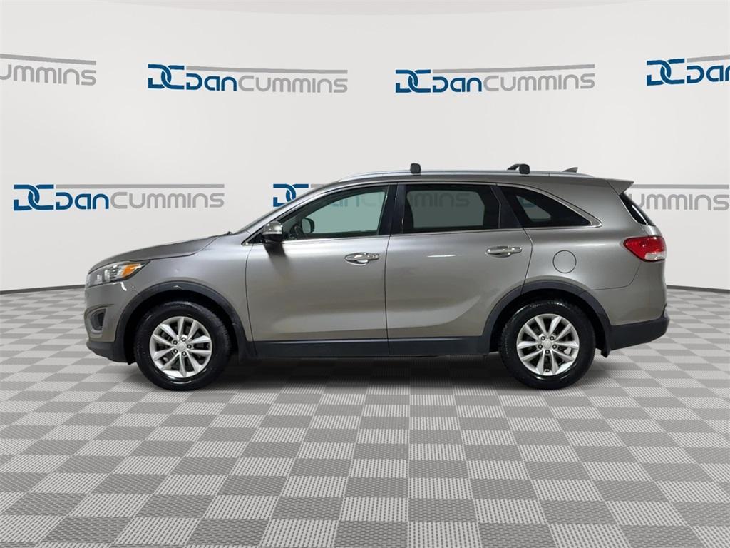 used 2016 Kia Sorento car, priced at $5,900