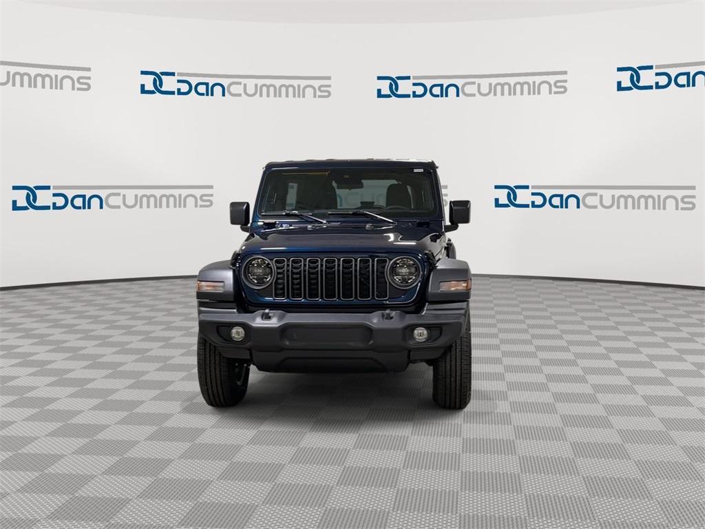 new 2025 Jeep Wrangler car, priced at $45,413