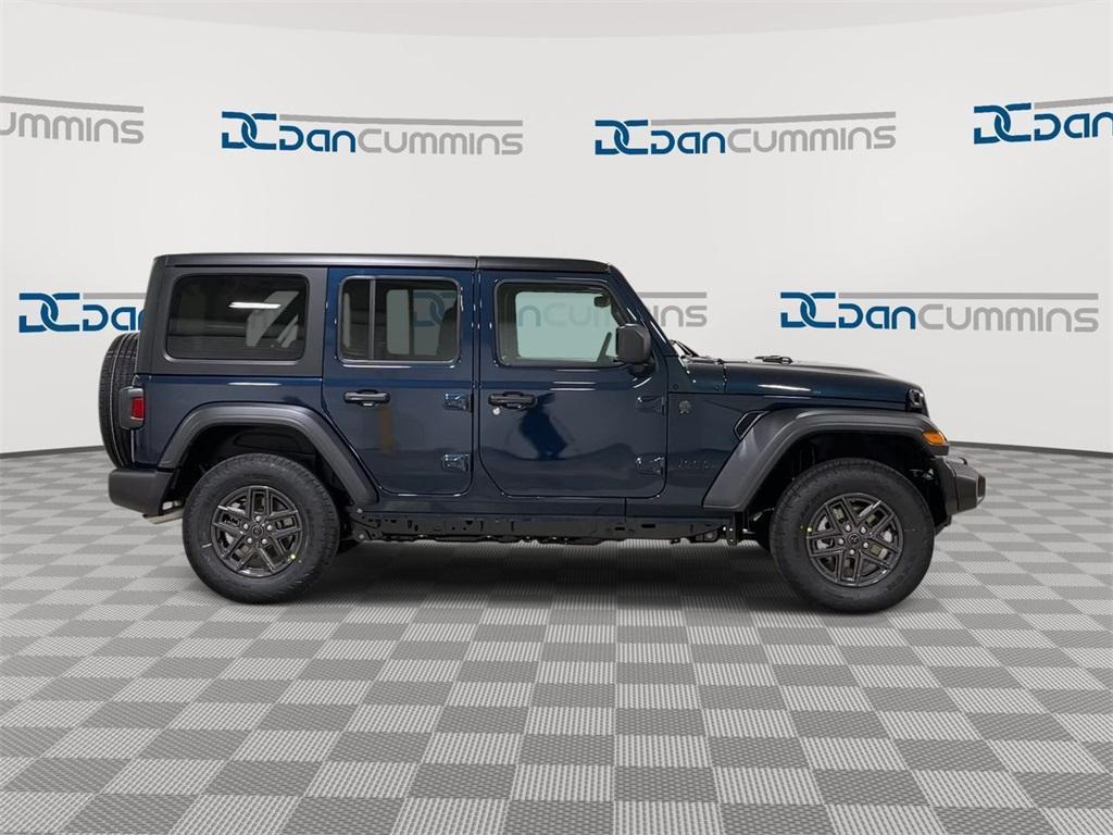 new 2025 Jeep Wrangler car, priced at $45,413