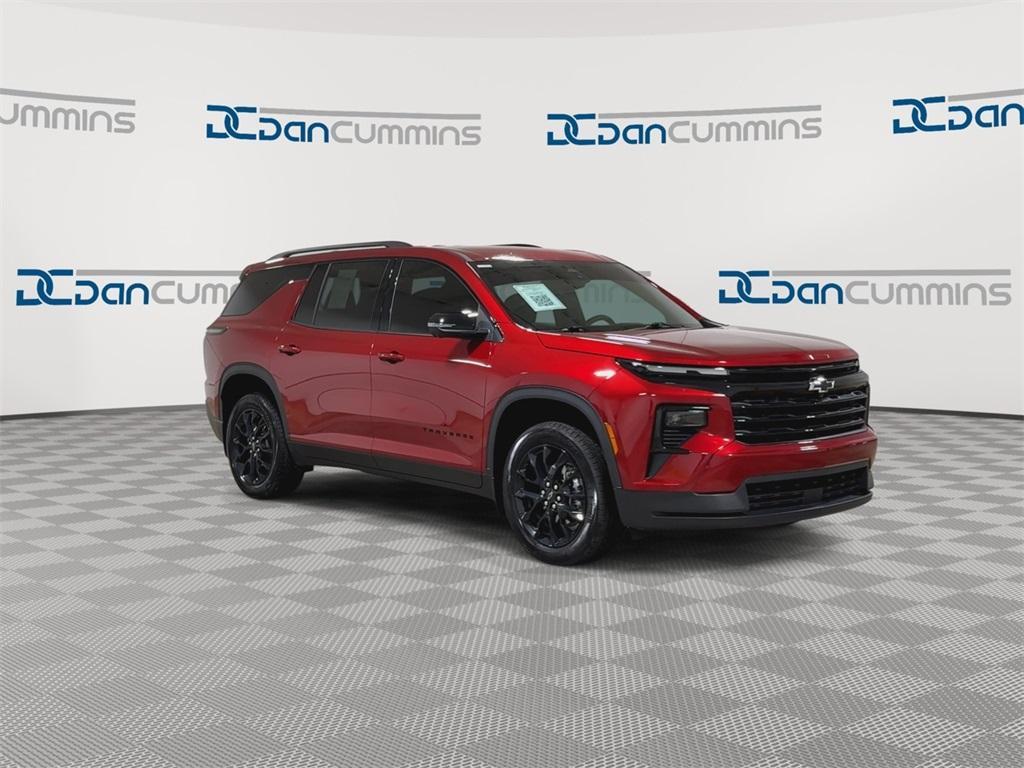 used 2024 Chevrolet Traverse car, priced at $38,987