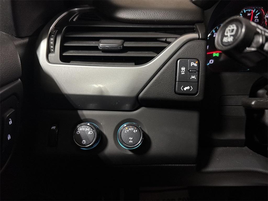 used 2018 Chevrolet Suburban car, priced at $13,900