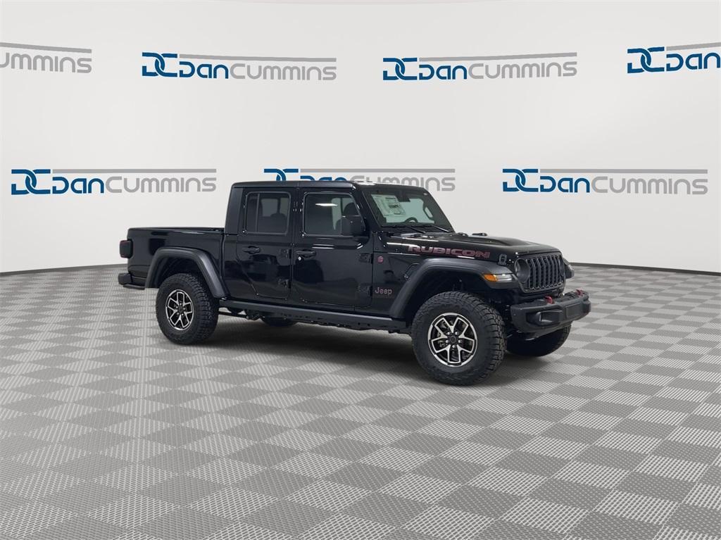 new 2024 Jeep Gladiator car, priced at $45,403