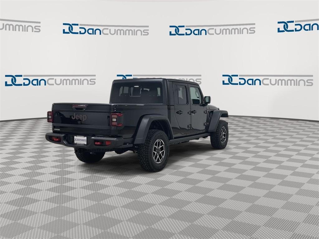 new 2024 Jeep Gladiator car, priced at $45,403