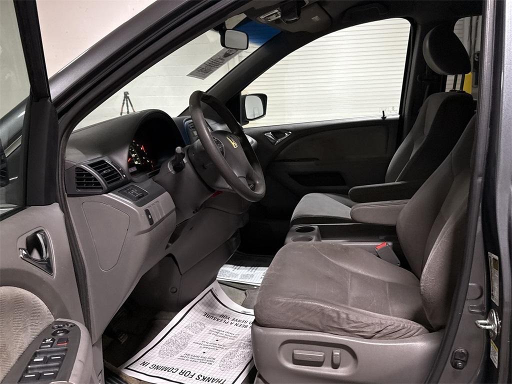 used 2010 Honda Odyssey car, priced at $2,500