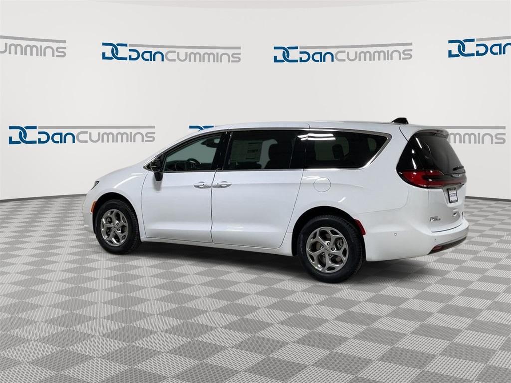 new 2024 Chrysler Pacifica car, priced at $42,755