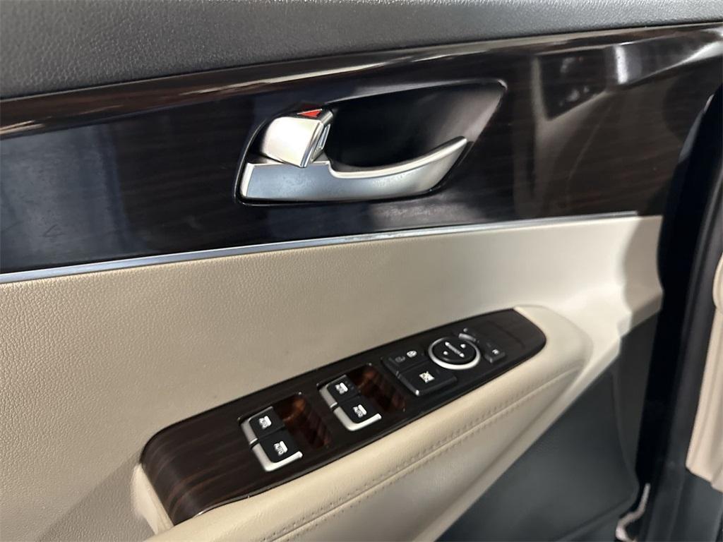 used 2020 Kia Sorento car, priced at $13,965