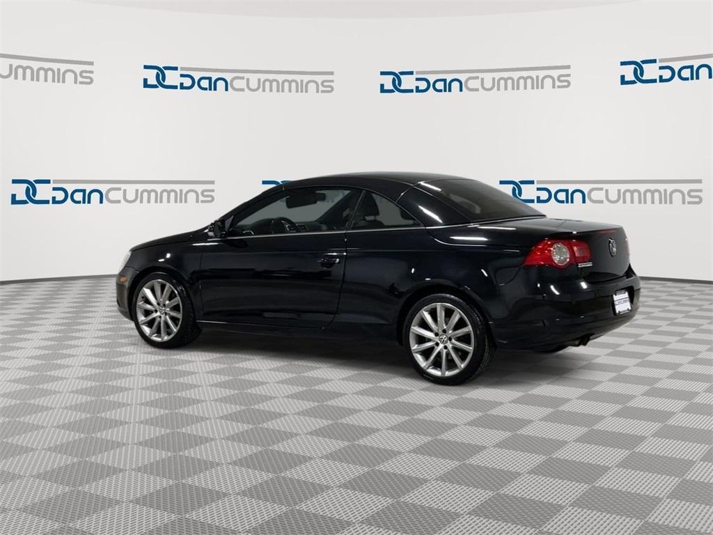 used 2007 Volkswagen Eos car, priced at $3,900