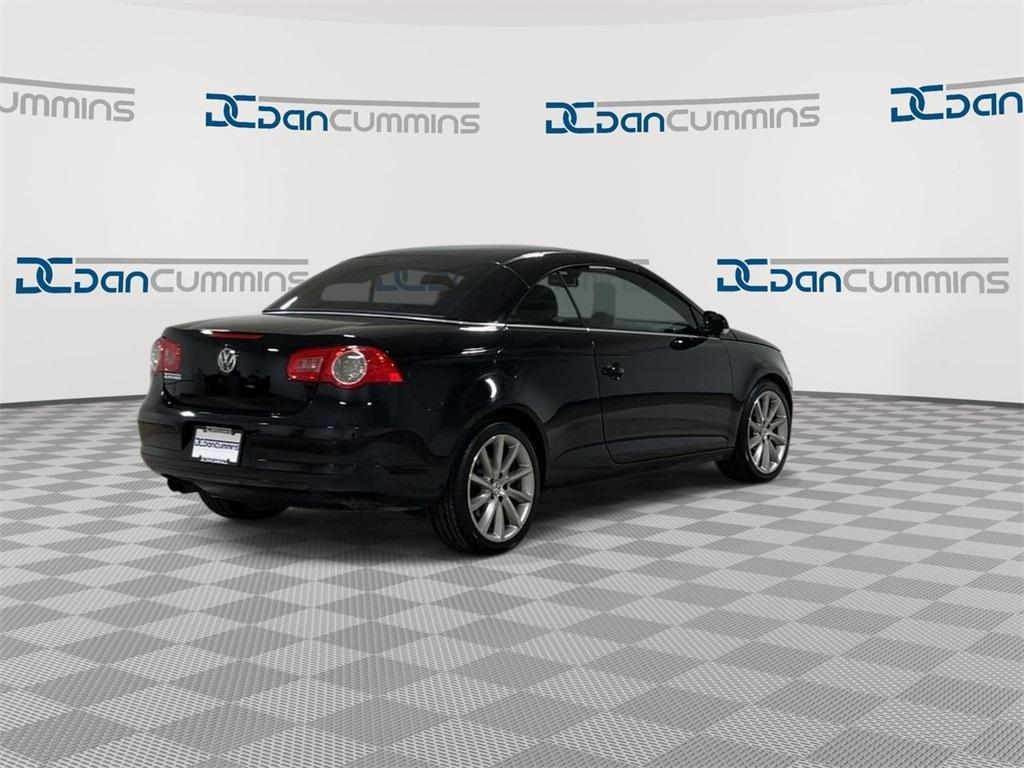 used 2007 Volkswagen Eos car, priced at $3,900