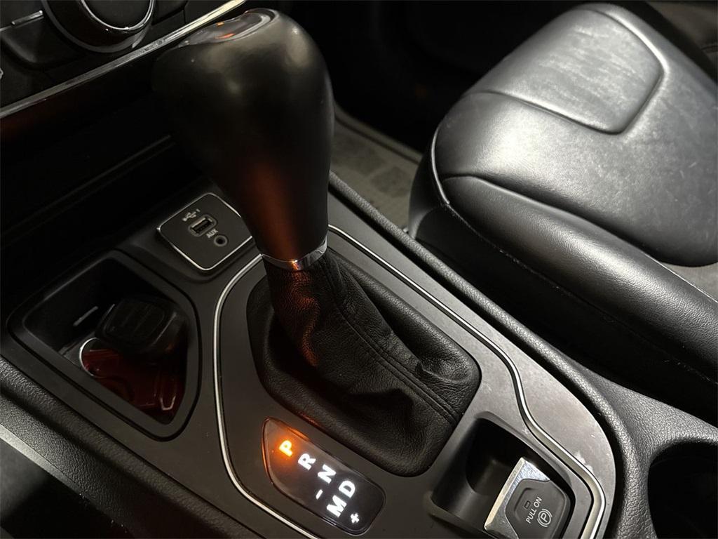 used 2020 Jeep Cherokee car, priced at $13,981