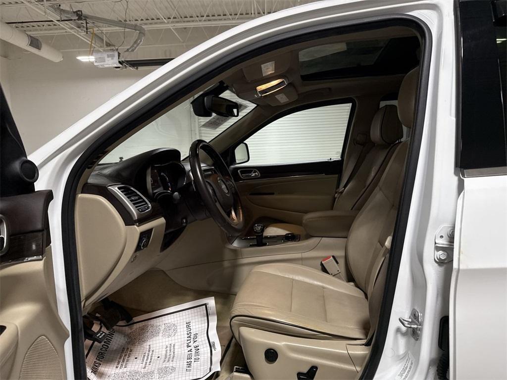 used 2014 Jeep Grand Cherokee car, priced at $10,900