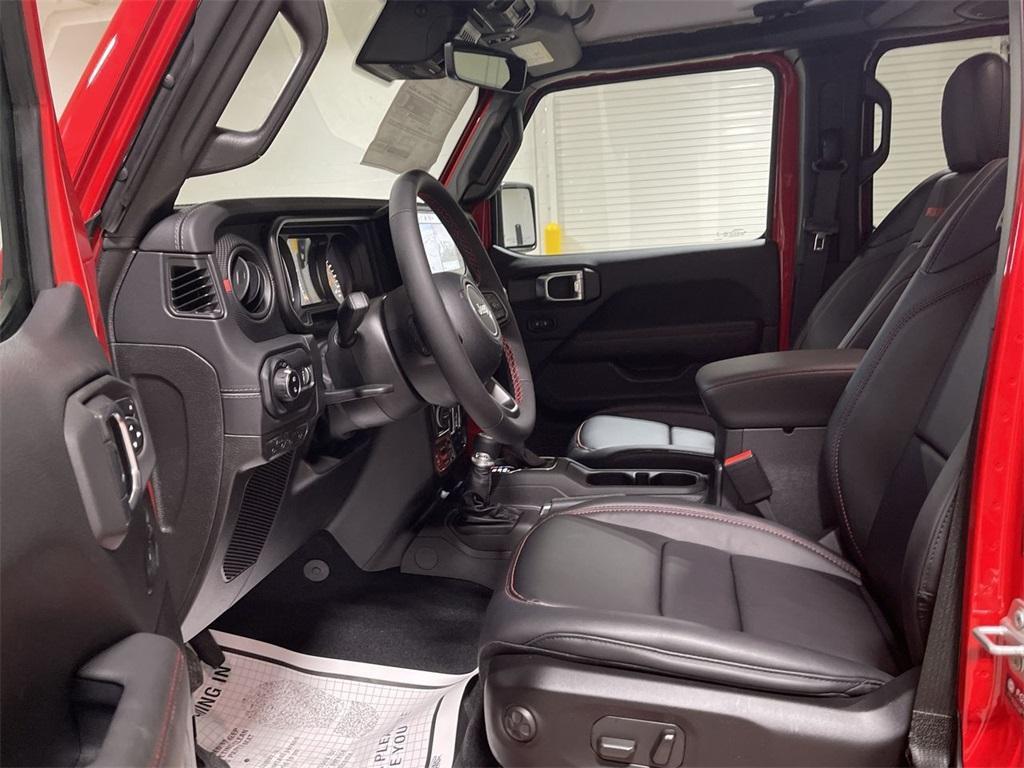 new 2024 Jeep Gladiator car, priced at $45,722