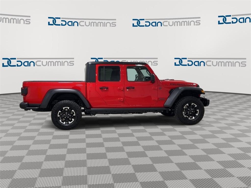 new 2024 Jeep Gladiator car, priced at $45,722