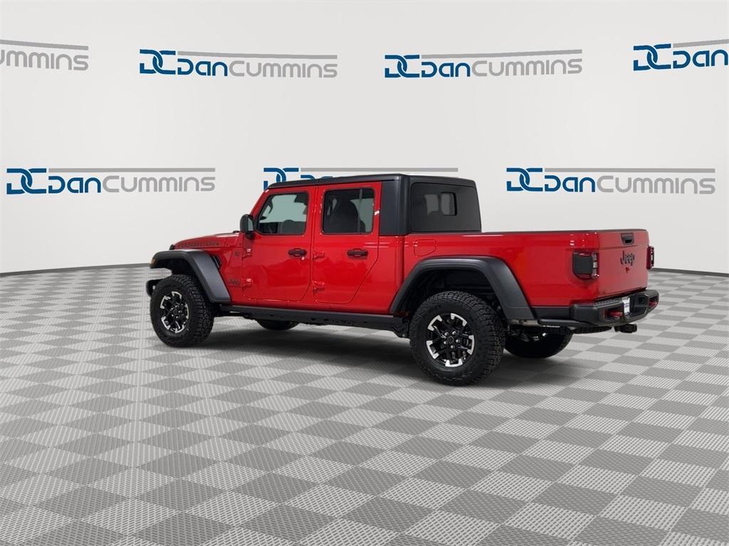 new 2024 Jeep Gladiator car, priced at $45,722