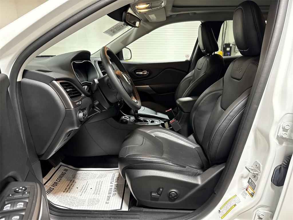 used 2021 Jeep Cherokee car, priced at $23,487