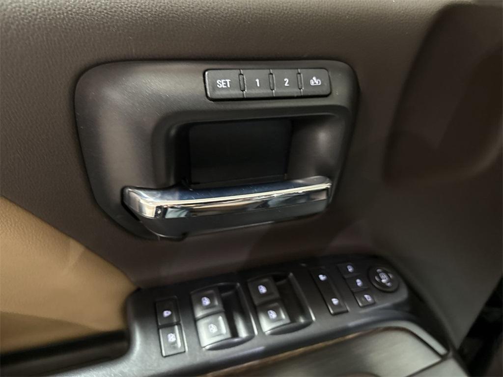 used 2018 GMC Sierra 1500 car, priced at $33,600