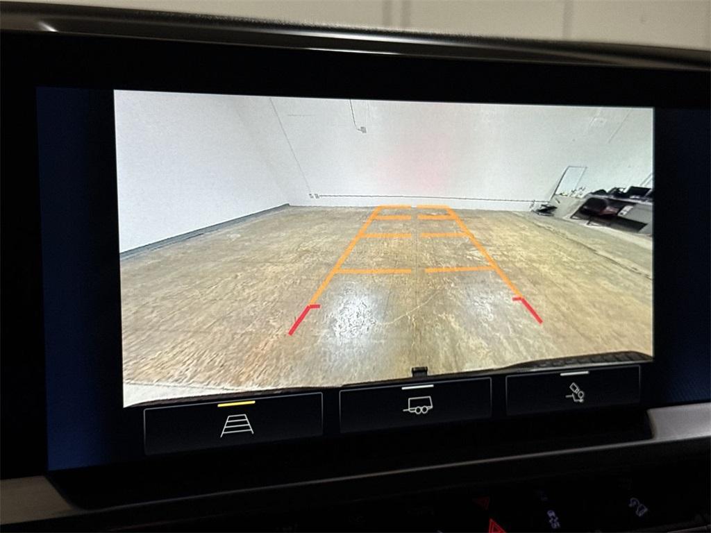 used 2022 Chevrolet Silverado 1500 car, priced at $38,336