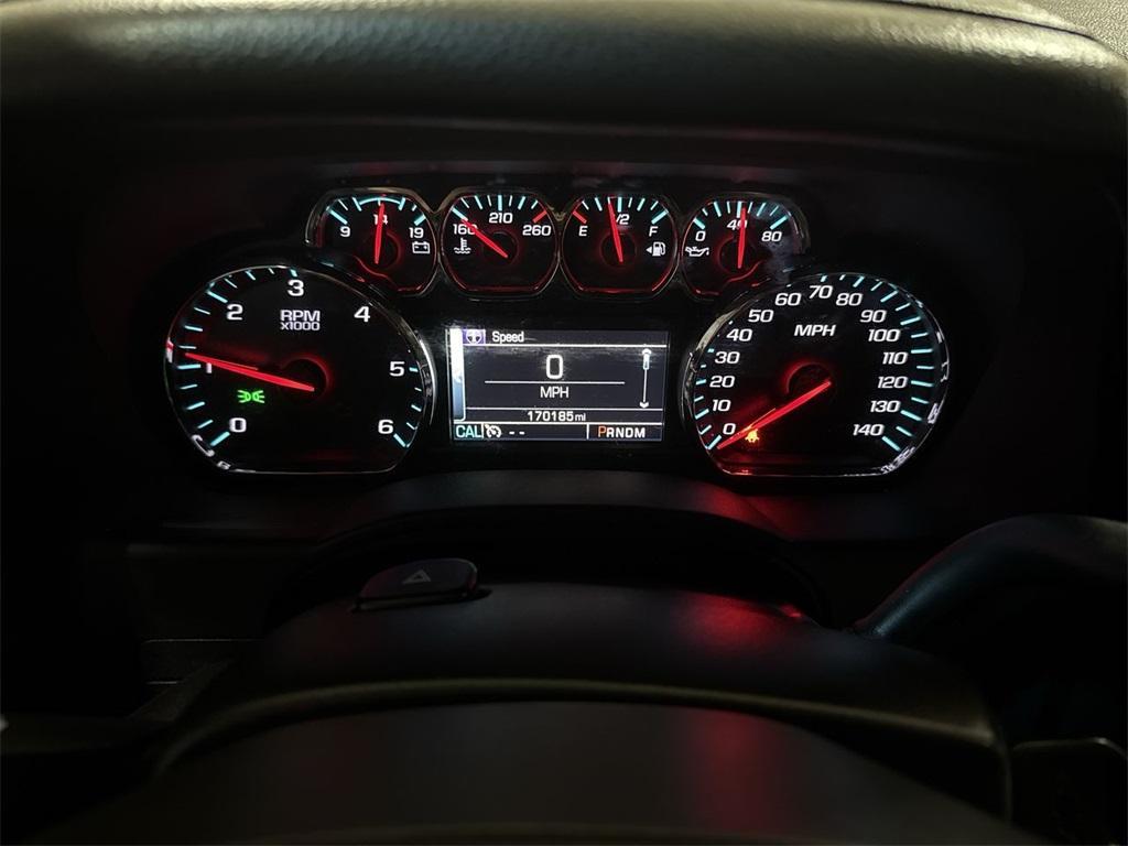 used 2015 Chevrolet Suburban car, priced at $9,900