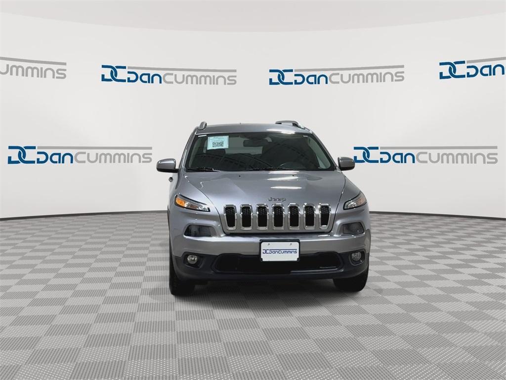 used 2016 Jeep Cherokee car, priced at $10,900