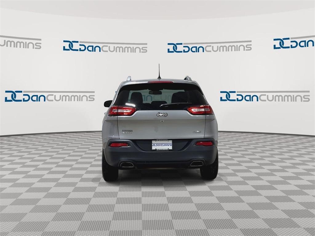 used 2016 Jeep Cherokee car, priced at $10,900