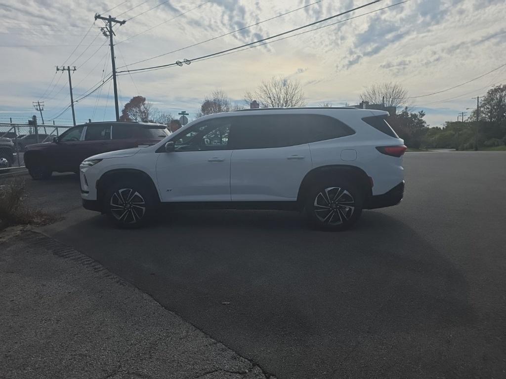 new 2026 Buick Enclave car, priced at $50,054