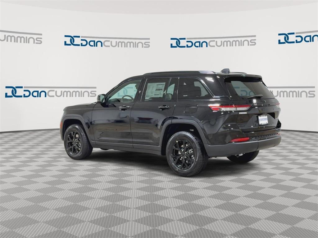 new 2025 Jeep Grand Cherokee car, priced at $40,078