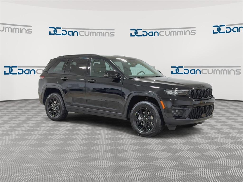 new 2025 Jeep Grand Cherokee car, priced at $40,078
