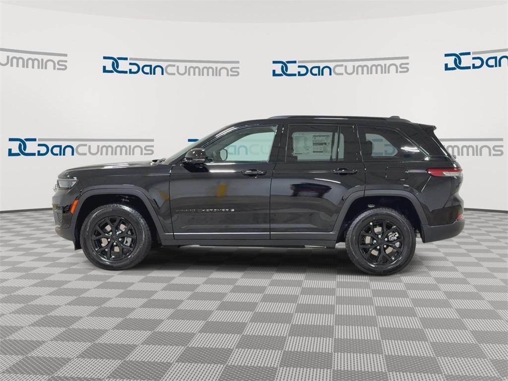 new 2025 Jeep Grand Cherokee car, priced at $40,078