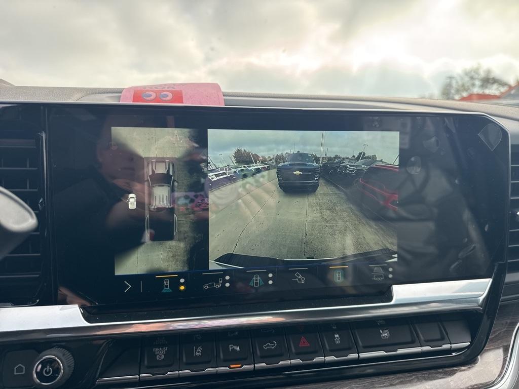 new 2026 Chevrolet Silverado 3500 car, priced at $81,915