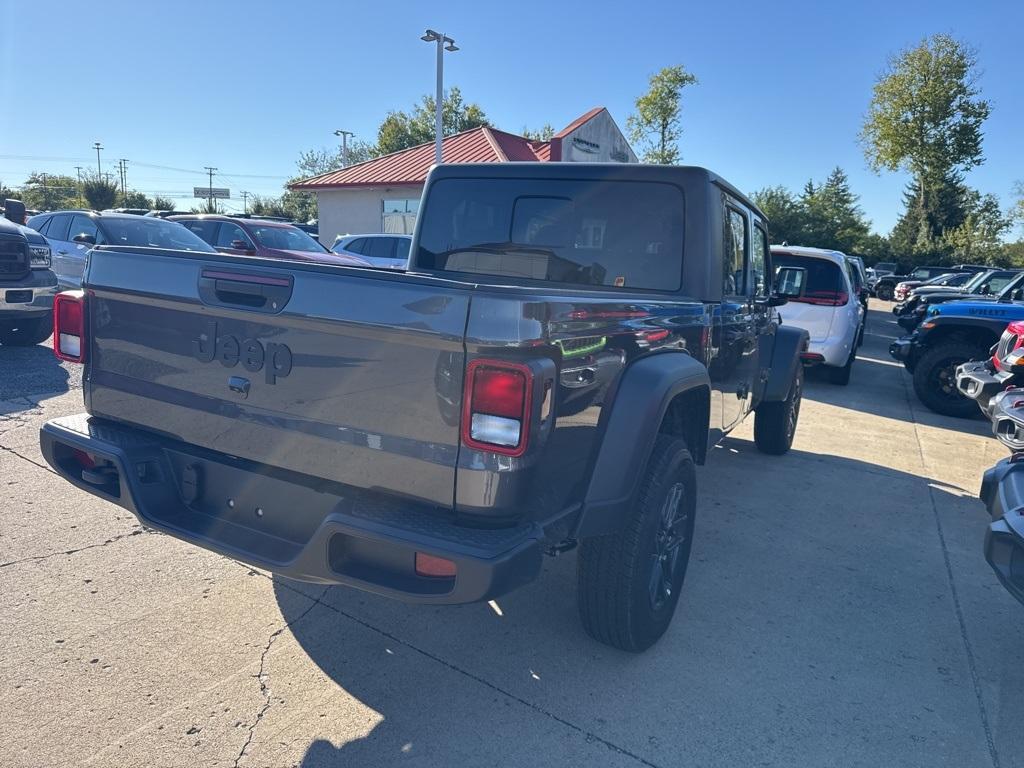new 2025 Jeep Gladiator car, priced at $37,362