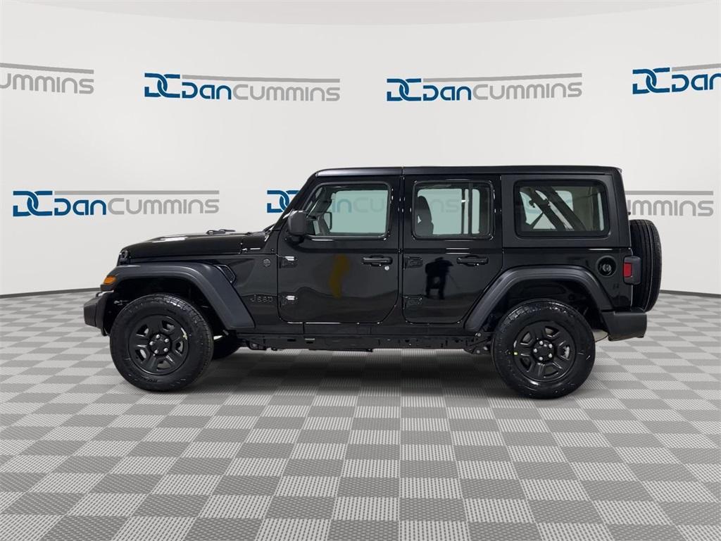 new 2025 Jeep Wrangler car, priced at $39,675