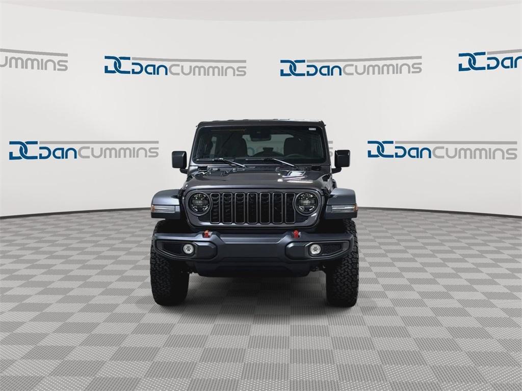 new 2025 Jeep Wrangler car, priced at $55,333