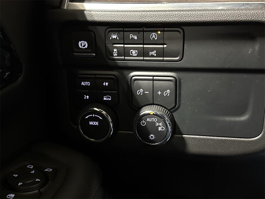 new 2025 Chevrolet Tahoe car, priced at $61,495