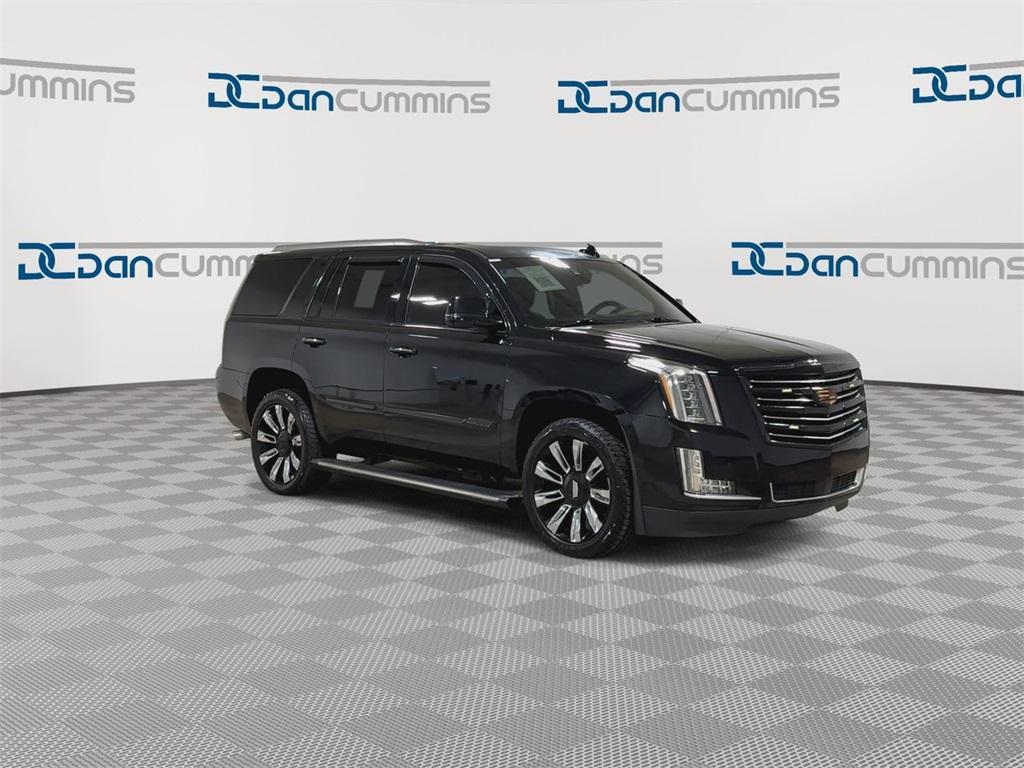 used 2016 Cadillac Escalade car, priced at $26,900