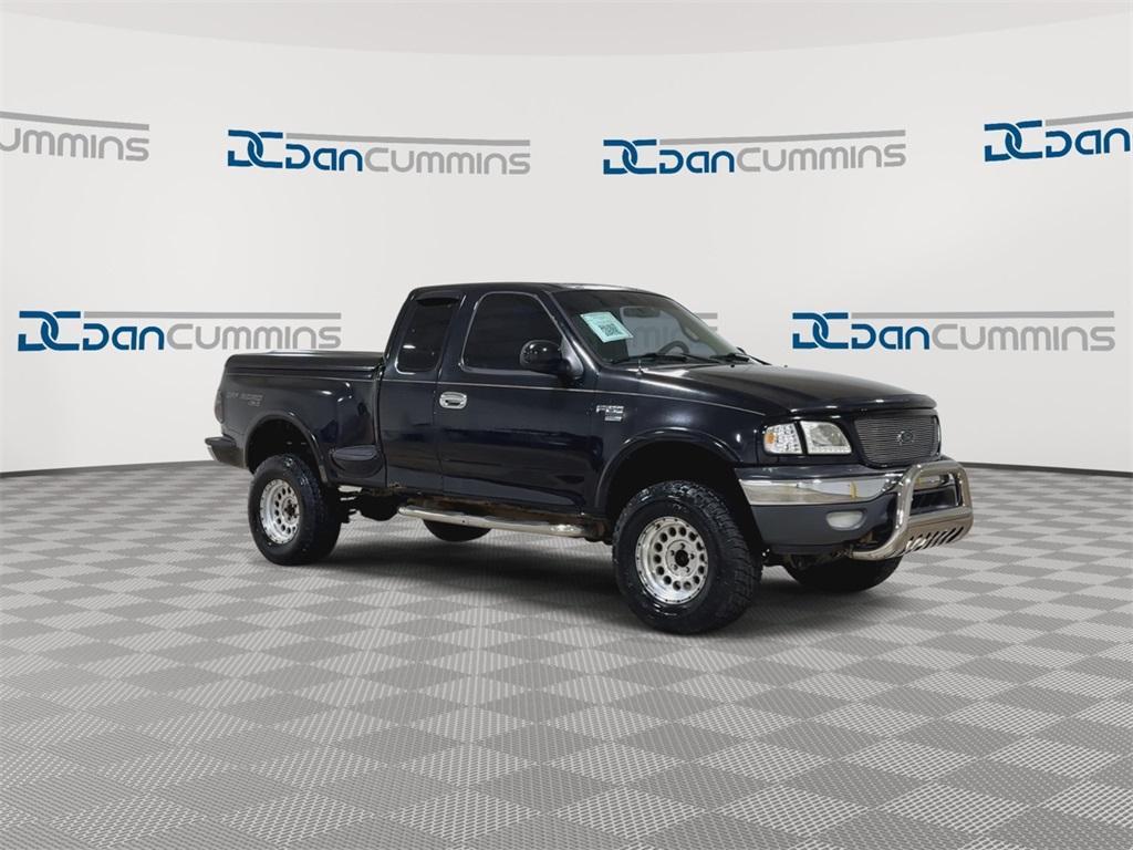 used 2001 Ford F-150 car, priced at $3,900