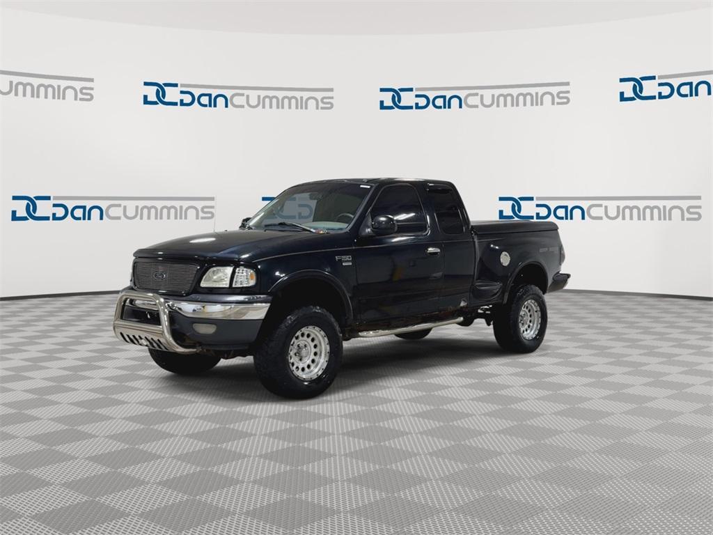 used 2001 Ford F-150 car, priced at $3,900