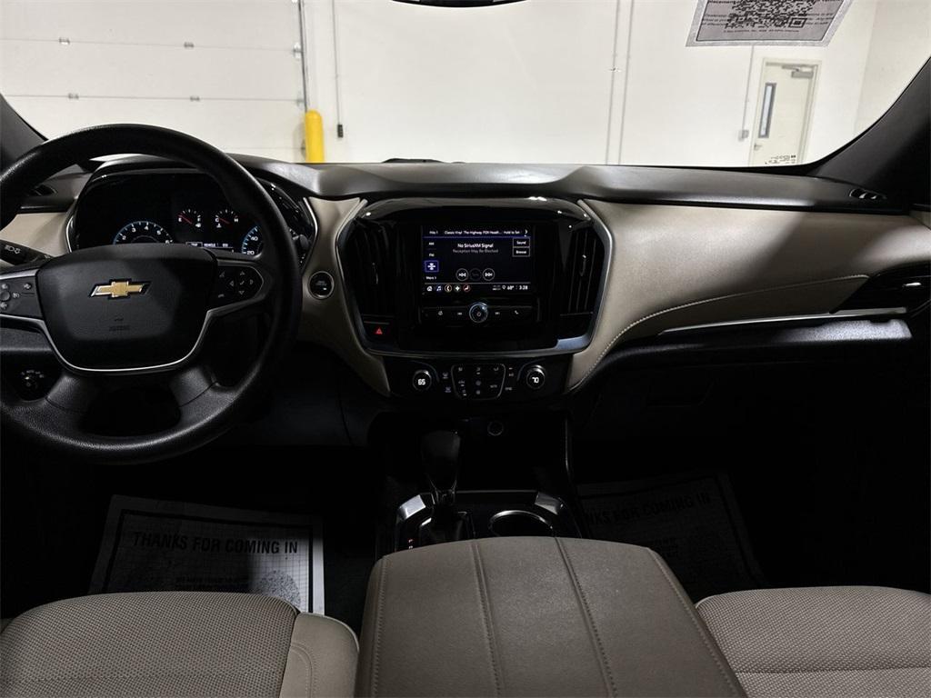 used 2023 Chevrolet Traverse car, priced at $22,987