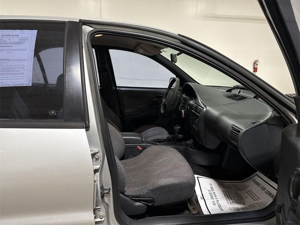 used 2001 Chevrolet Cavalier car, priced at $3,500