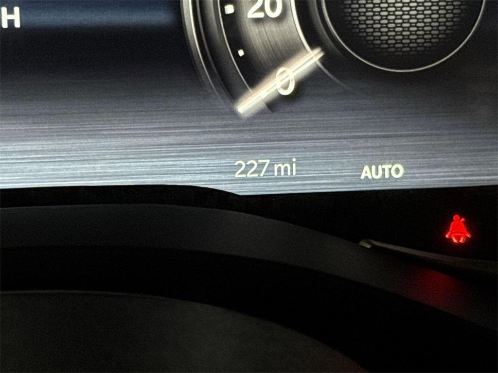 new 2025 Ram 1500 car, priced at $67,628