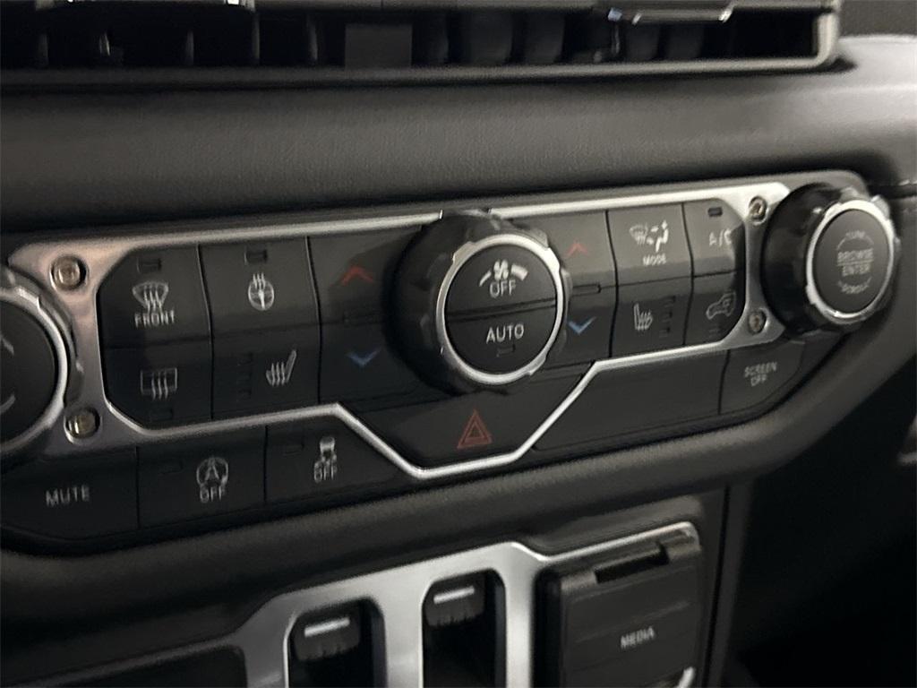 new 2025 Jeep Wrangler car, priced at $53,266