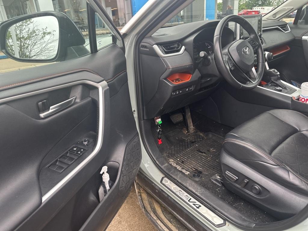 used 2019 Toyota RAV4 car