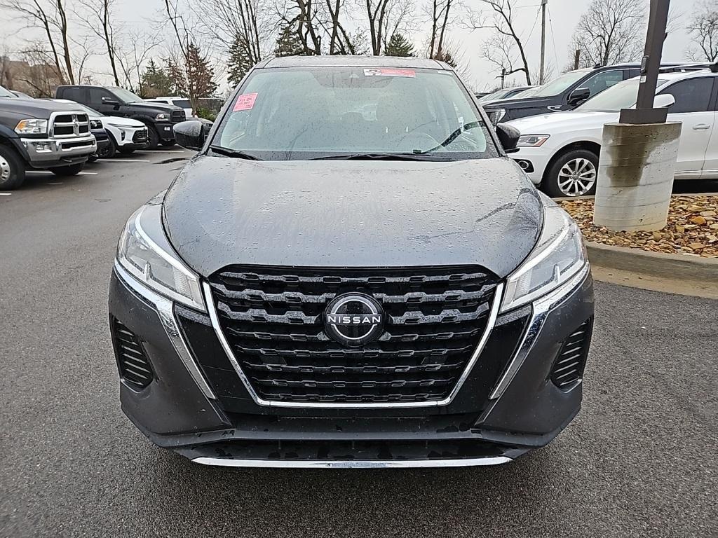 used 2022 Nissan Kicks car