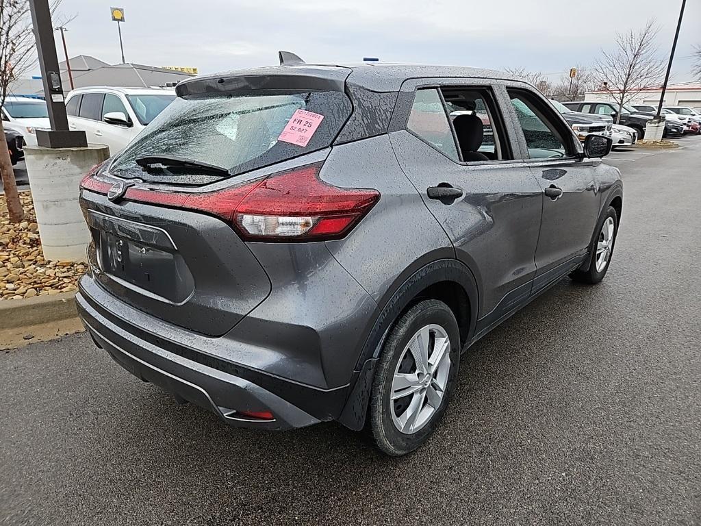 used 2022 Nissan Kicks car