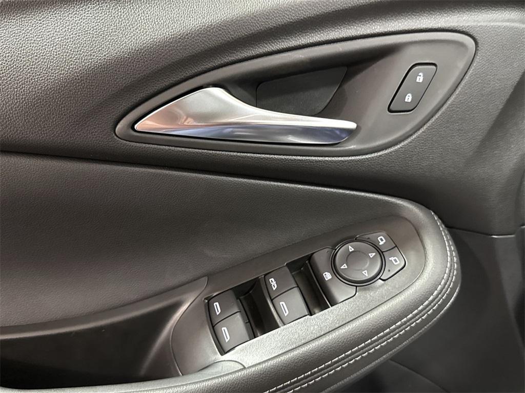new 2025 Buick Encore GX car, priced at $22,620