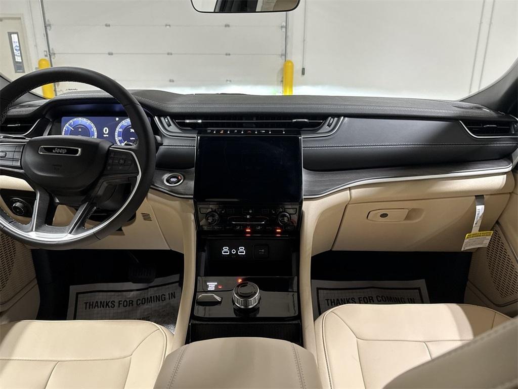 new 2025 Jeep Grand Cherokee L car, priced at $45,709