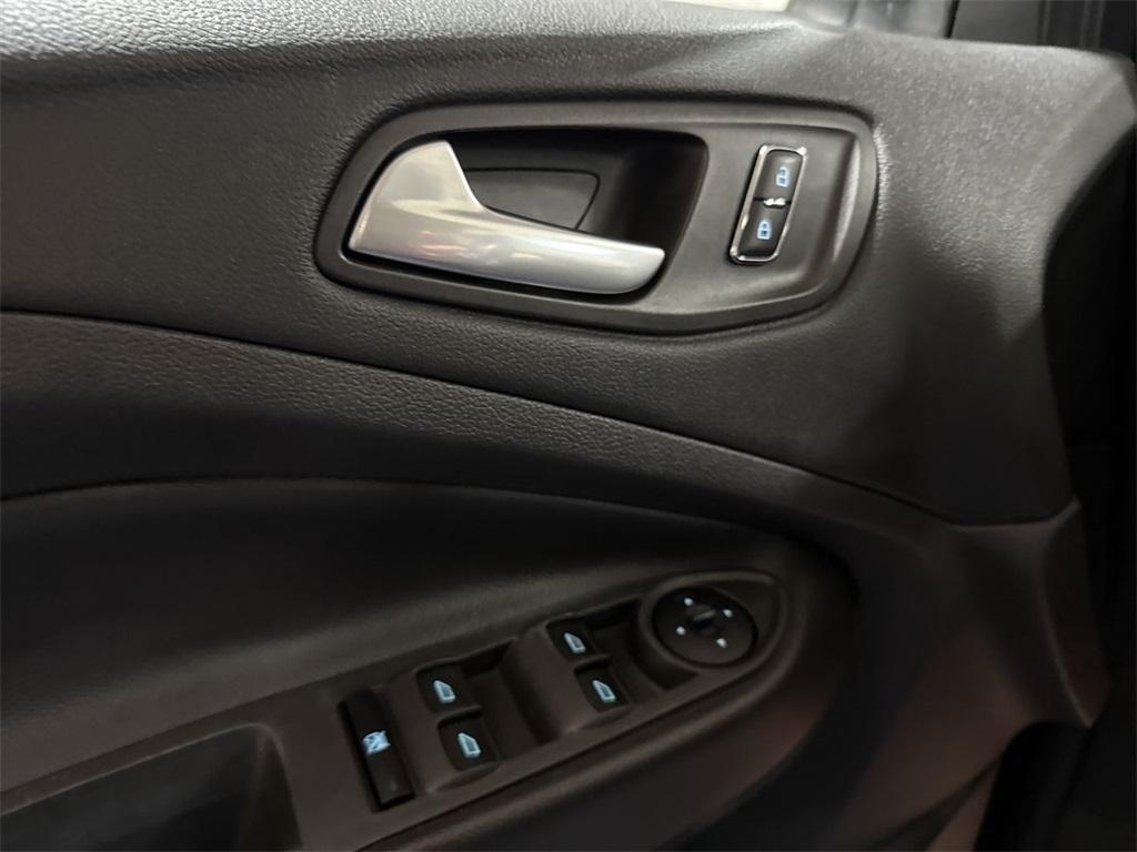 used 2013 Ford Escape car, priced at $5,900