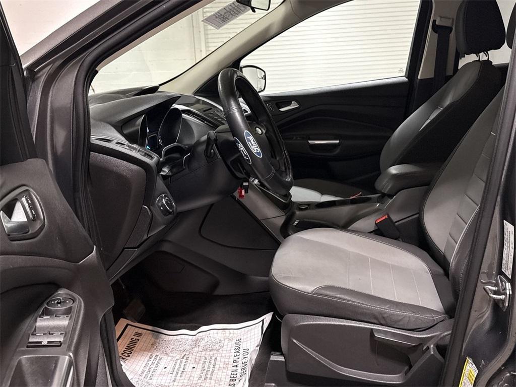 used 2013 Ford Escape car, priced at $5,900