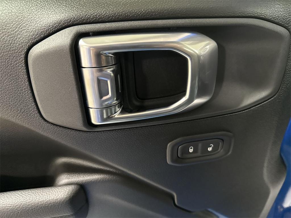 new 2026 Jeep Wrangler car, priced at $42,322